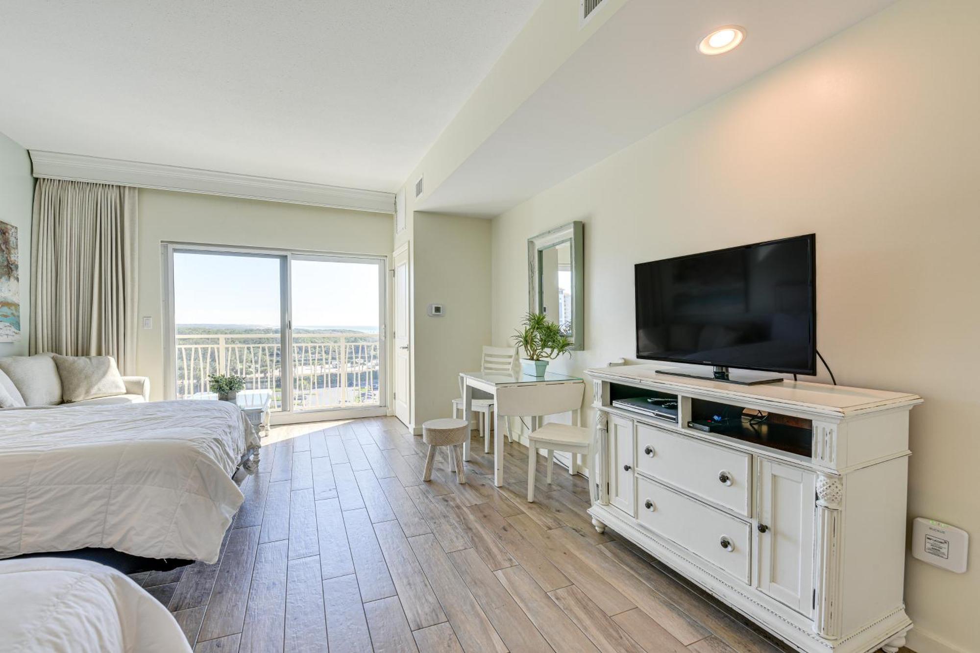 Destin Resort Studio With Pool - Walk To Beach! Экстерьер фото